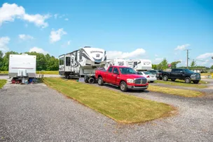Hawkins Pointe RV Park – photo 4