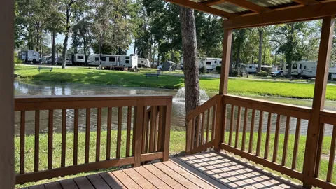Deluxe Family Cabin — image 5 of 5
