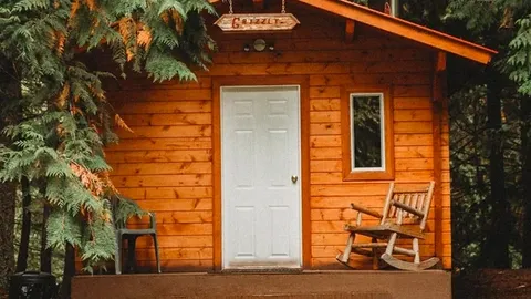 Dry Cabin - Grizzly — image 1 of 7