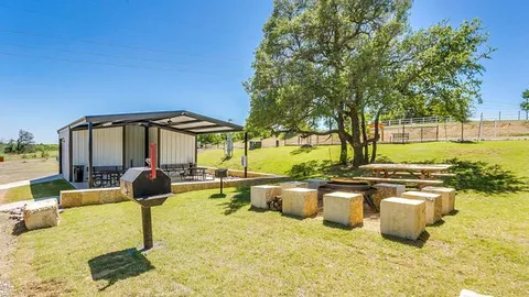Premium RV Site — image 2 of 5