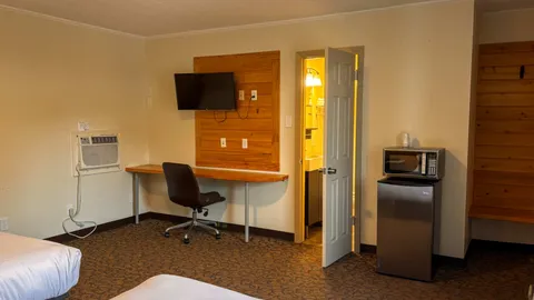 Double Bed Room — image 4 of 4