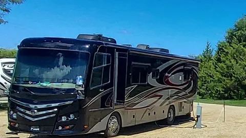 Deluxe  RV 30/50 Pull-Through Site — image 1 of 1