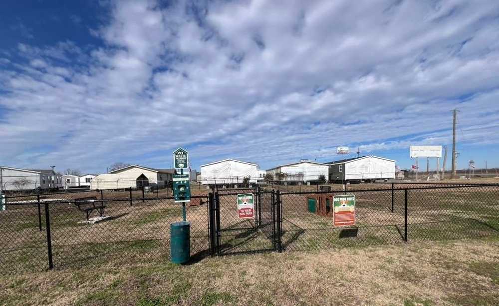 Twin Fountains RV Resort, Pine Bluff, Arkansas - Photo 4