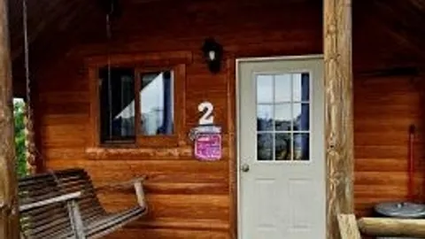 Select Cabin — image 1 of 3