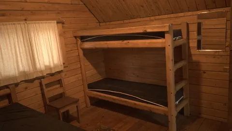 Unfurnished Cabin — image 2 of 5