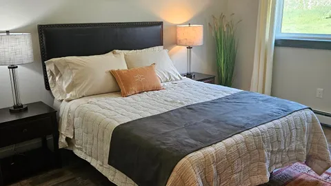 Extended Stay Suite 4 — image 6 of 6