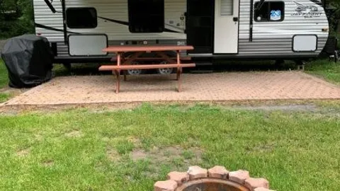Trailer Rental — image 1 of 7
