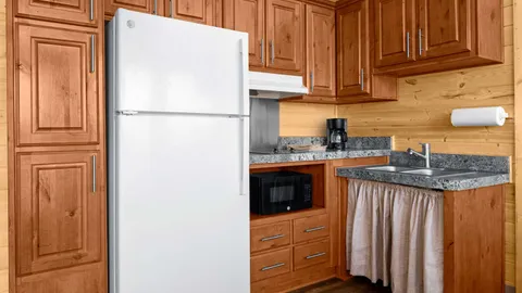 1 Bedroom Chalet — image 2 of 5