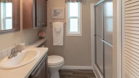 One Bedroom Cottage — image 2 of 7