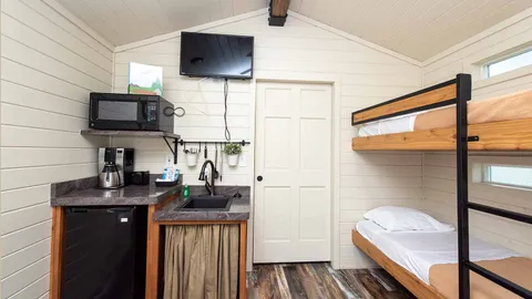 Cozy Cabin — image 2 of 6