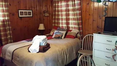 Tennessee Cabin — image 2 of 3