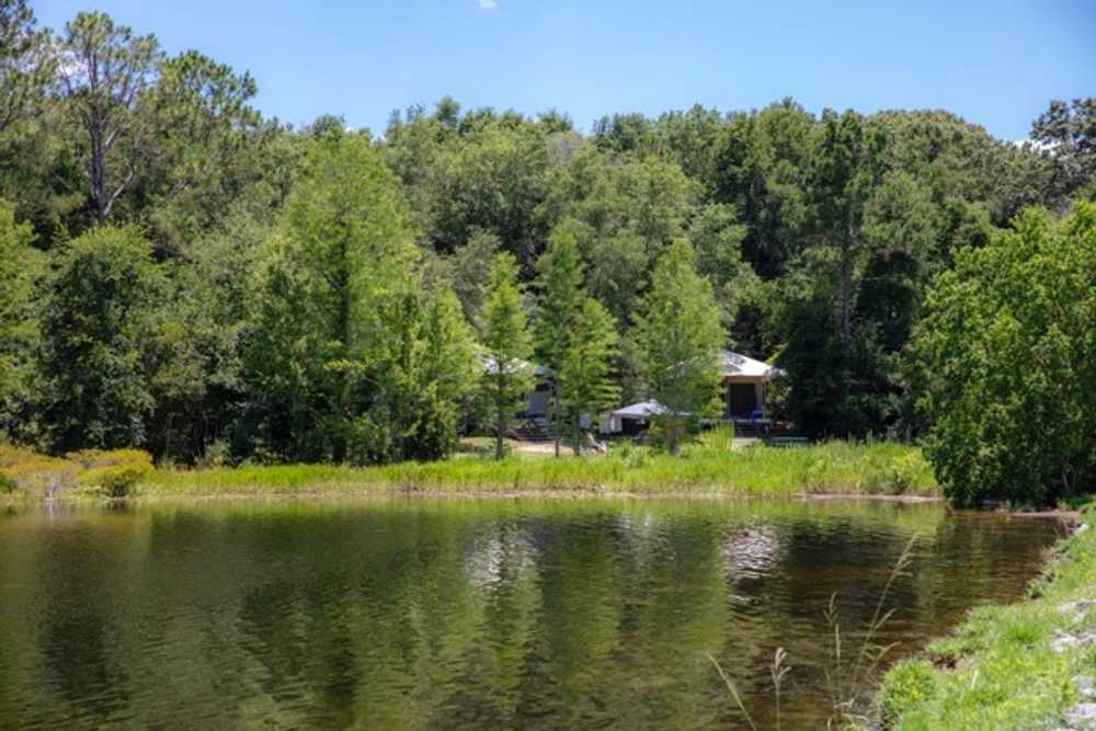 Twin Lakes Camp Resort, DeFuniak Springs, Florida - Photo 2