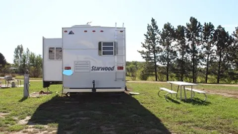 50/30 AMP Full Hookup: $40/Night or $250/Week/ $700 Month — image 2 of 6