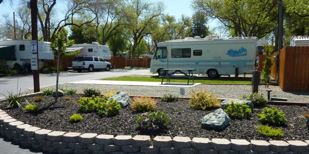 Sacramento Shade RV Park, Sacramento, California - Photo 2