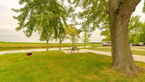 Waterfront Premium Full Hookup 50amp RV Site — image 3 of 3