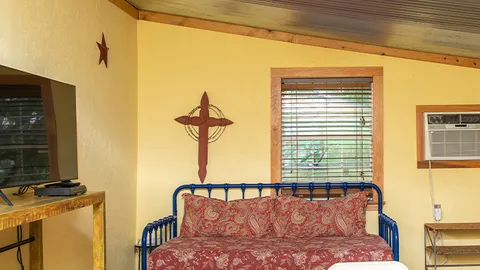 Cowboy Cottage — image 2 of 10