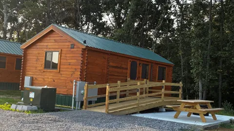 Lakehouse Resort Cana ADA Rancher 4 near Rend Lake — image 1 of 4
