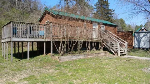 CRITTER CABIN — image 1 of 7
