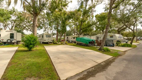 Premium Full Hookup RV Site — image 1 of 3