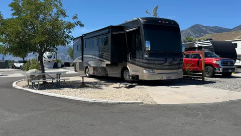 Deluxe Pull Through RV Site (Short Term) — image 2 of 10