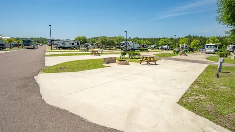 Elite Full Hookup Pull-Thru RV Site — image 2 of 3