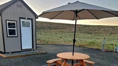 "Tiny Timbers Hideaway" Full Hook-up RV Site — image 2 of 7