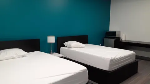 Leadership Center Hotel Style Room — image 1 of 3