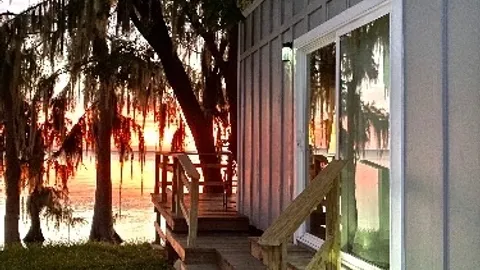 Waterfront Tiny House — image 1 of 24