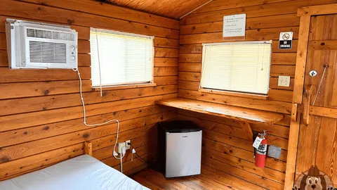 RUSTIC CABIN (SLEEPS 4) — image 2 of 6