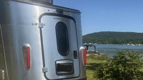 Waterfront Pull Through — image 1 of 2
