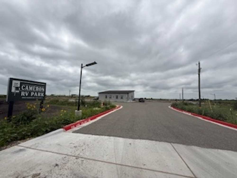 Cameron RV Living, Coupland, Texas - Photo 3