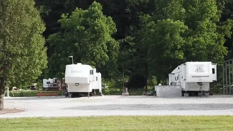 Standard 30/50 Amp RV Site — image 1 of 7