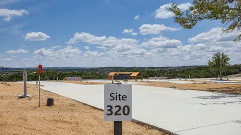 Executive RV Site - 320 — image 1 of 12