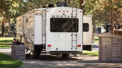 Pull Through Full Hookup RV Site — image 6 of 6
