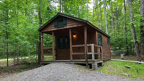 Boo Boos Lodge (Sleeps 6-7) — image 1 of 5