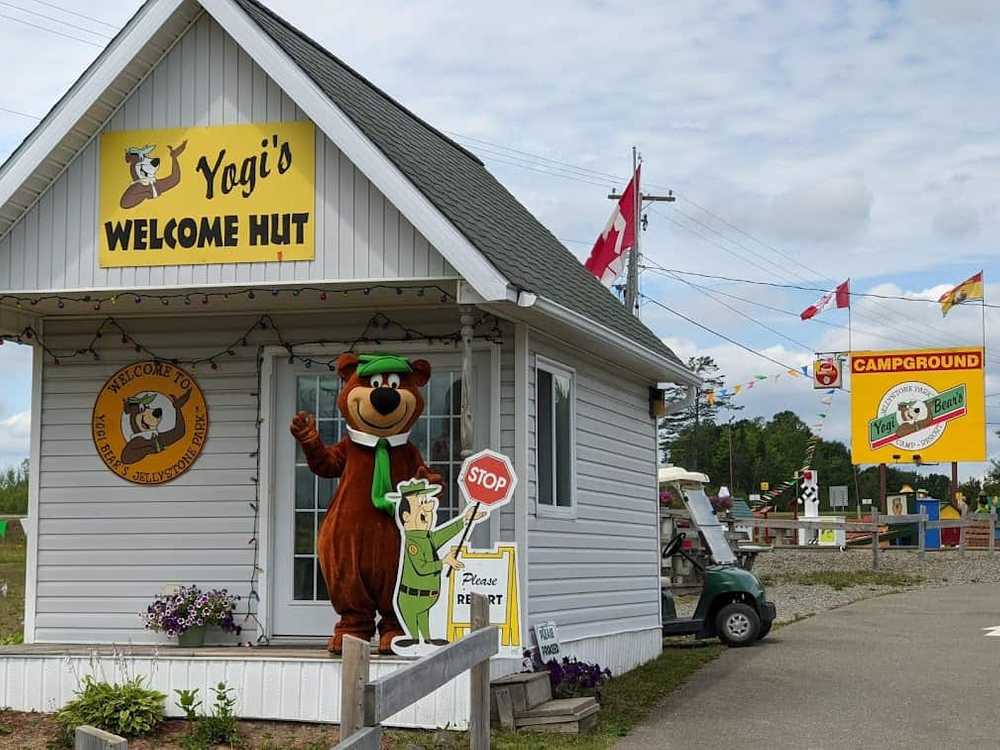 Yogi Bear's Jellystone Park NB, Lower Woodstock, New Brunswick - Photo 2