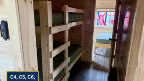 Deluxe Cabin — image 2 of 8
