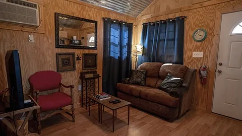 Premium Cabin 2 — image 2 of 4