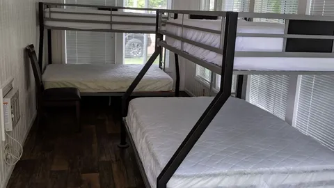 Tait Cabin — image 5 of 5