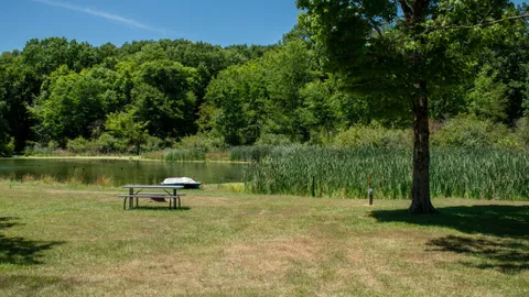 Lakeview Back-in FHU — image 1 of 1