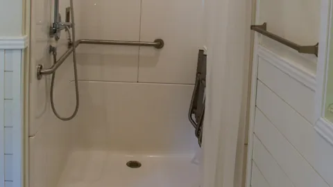 Elite One Bedroom Cottage — image 11 of 11