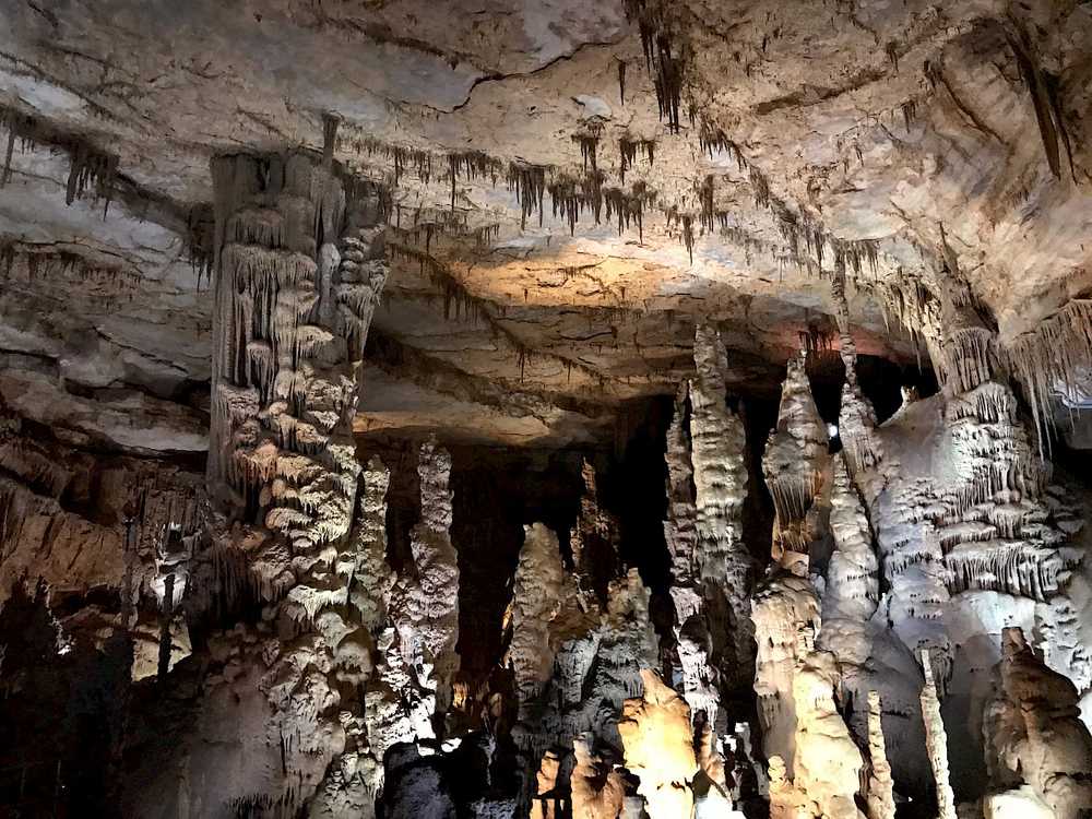 Cathedral Caverns Cabins - Photo 3