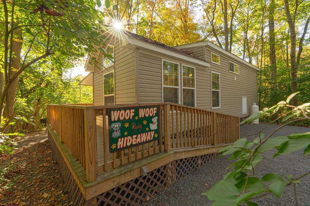 Woof Woof Hideaway (053) (Pet Friendly)