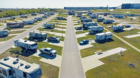 Pull-Through RV Site — image 1 of 6