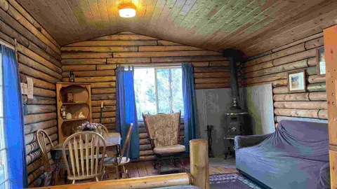 Cabin - Creekview Cabin — image 8 of 8