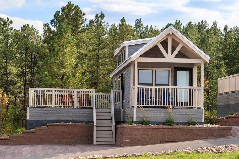 Yogi Bear™ Cabin
