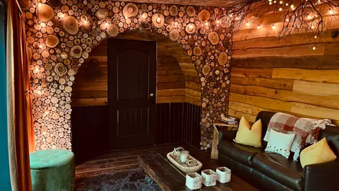 Hobbit Home — image 2 of 6