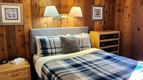 Two Bedroom Ocean Front Cottage — image 2 of 7