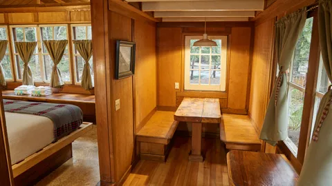 Cabin with Two Queen Beds — image 8 of 8