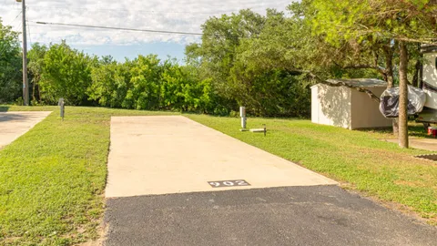 Economy Full Hookup RV Site — image 1 of 3